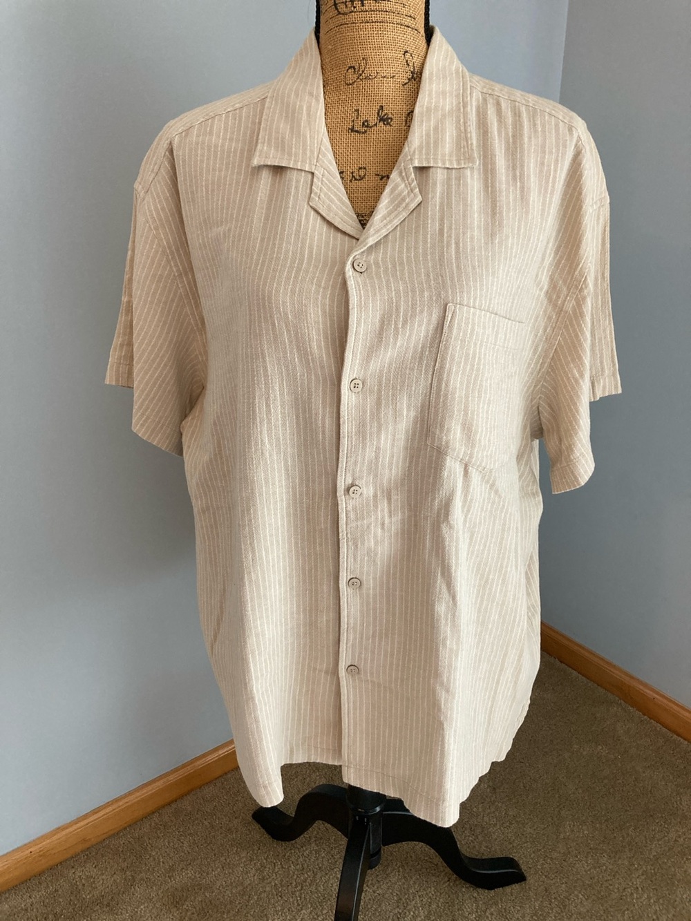 NWT Goodfellow & Co Natural Beige Short-Sleeve Button-Down Shirt